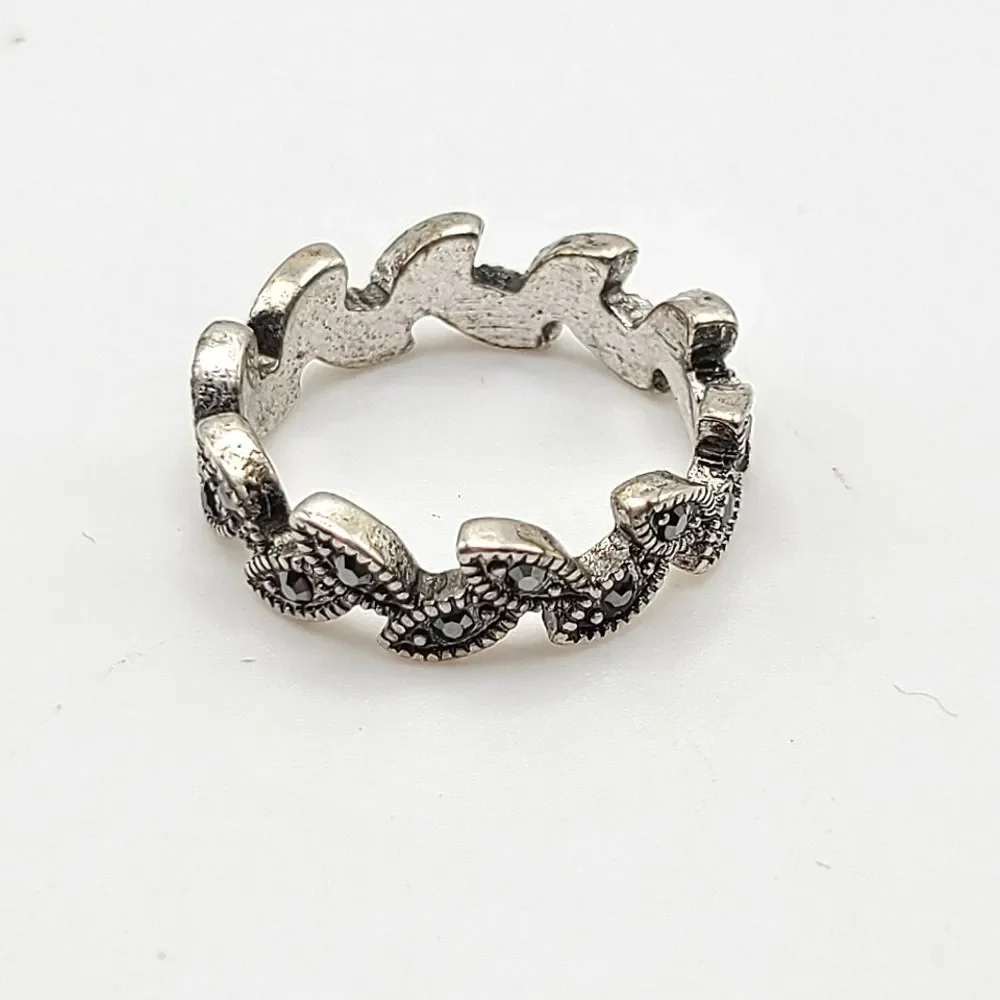 Marcasite Silver Toned Ring Size 9